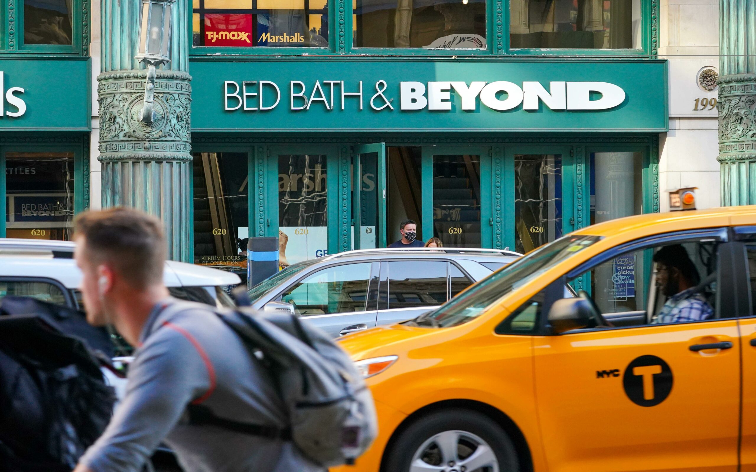 Магазин торговой сети товаров для дома Bed Bath & Beyond в Нью-Йорке, США