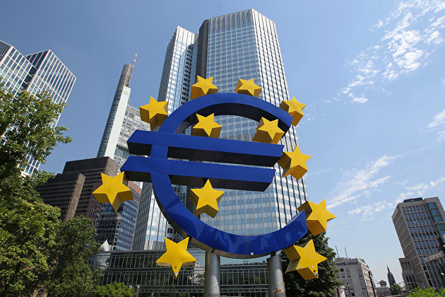 Здание Европейского центрального банка (ЕЦБ) во Франкфурте, Германия