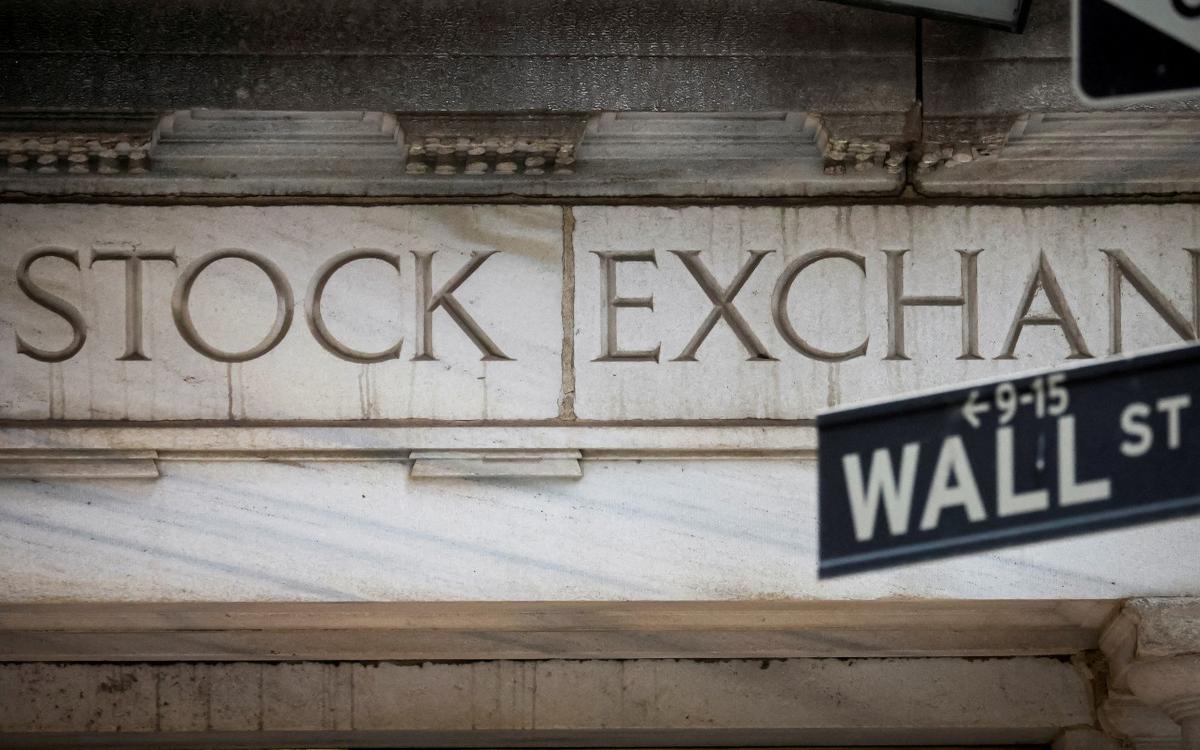 Вход с Уолл-стрит на Нью-Йоркскую фондовую биржу (NYSE)