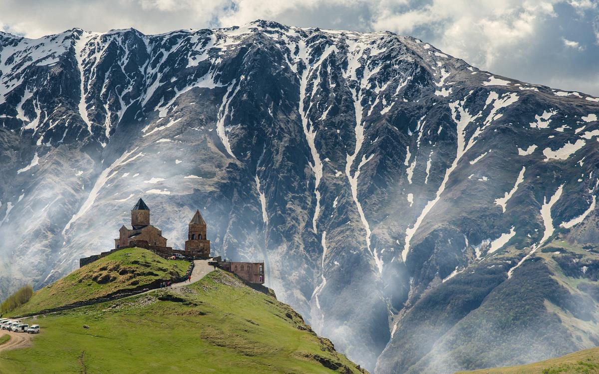 Троицкая церковь в поселке Гергети, Грузия