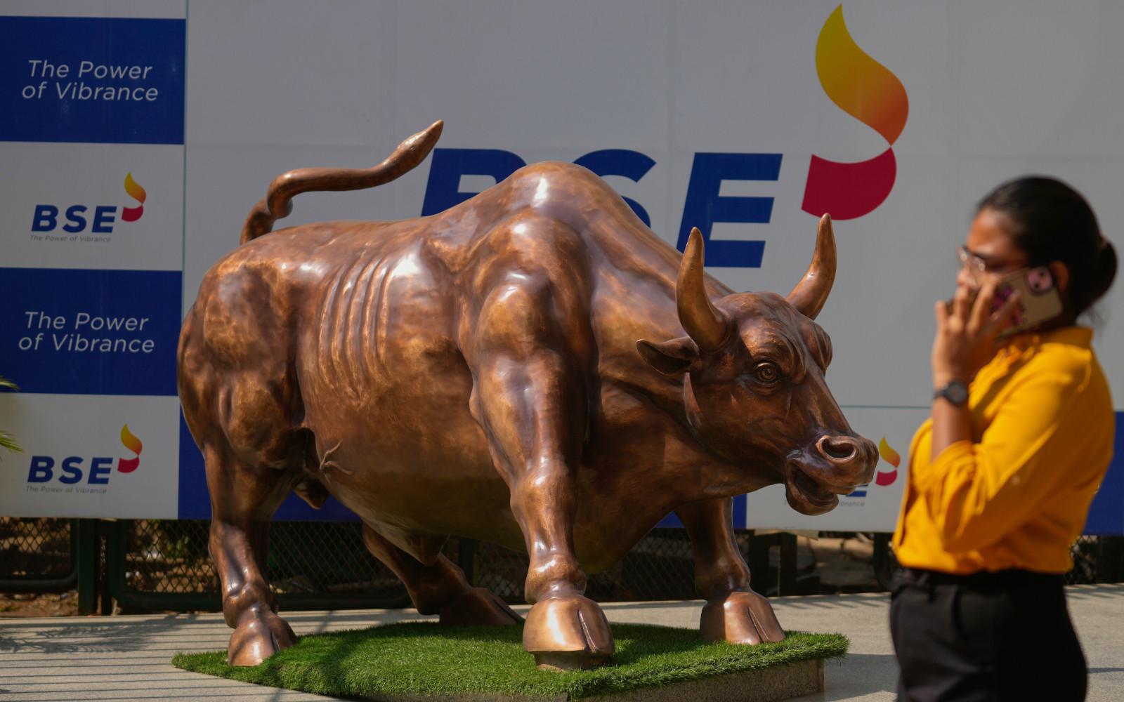 Здание Бомбейской фондовой биржи (Bombay Stock Exchange) в Мумбаи, Индия