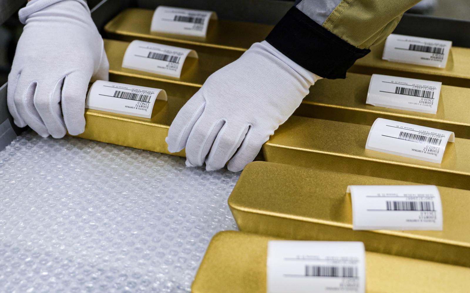 Стандартные слитки золота, изготовленные «Красцветметом»